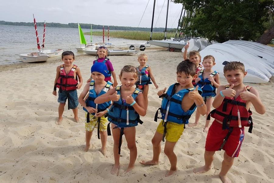 Camping Lou Broustaricq - Maeva Hotell Sanguinet Exteriör bild